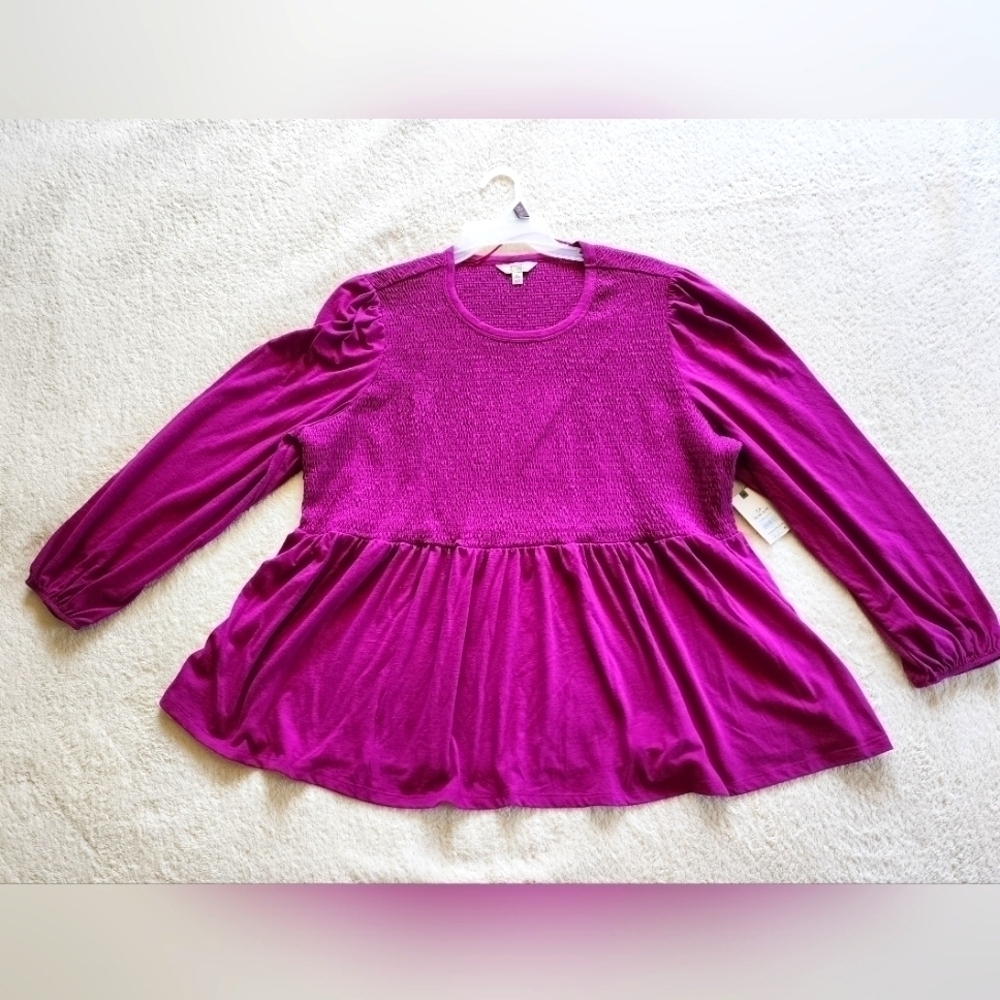 NEW Women's Plus Size Smocked Knit Top size 1x(16w-18w), 2x(20w-22w), 3x(24w-26w